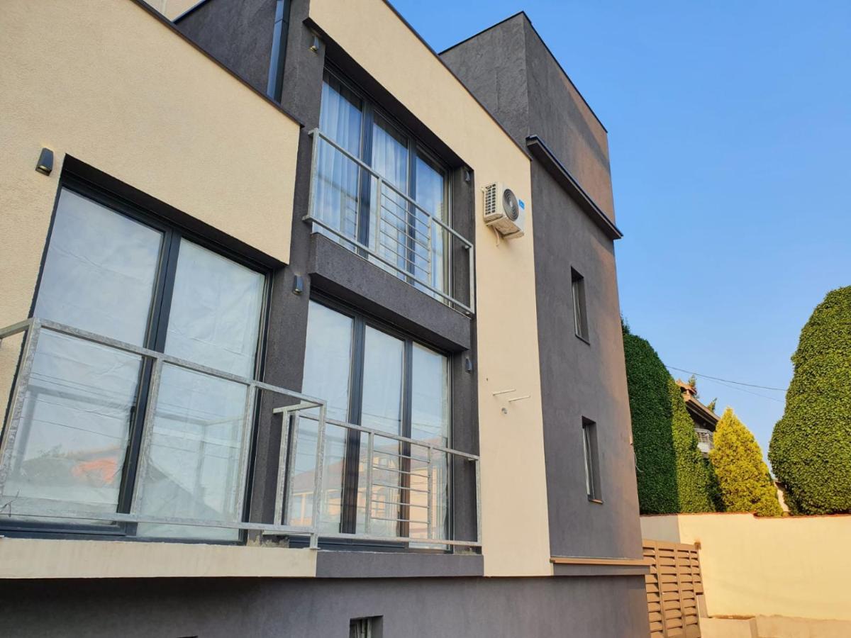 Rei House Apartmani Belgrado Buitenkant foto