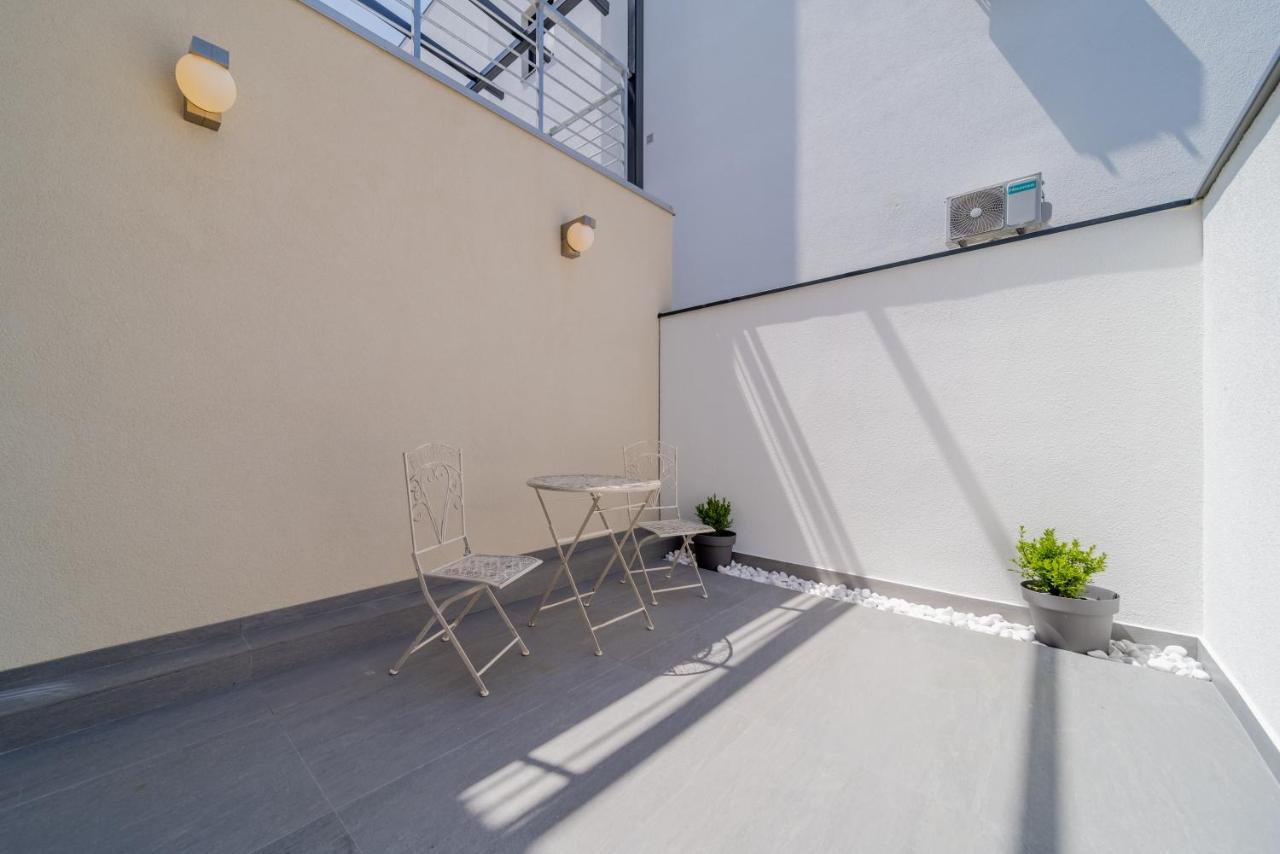Rei House Apartmani Belgrado Buitenkant foto