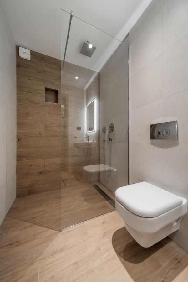 Rei House Apartmani Belgrado Buitenkant foto